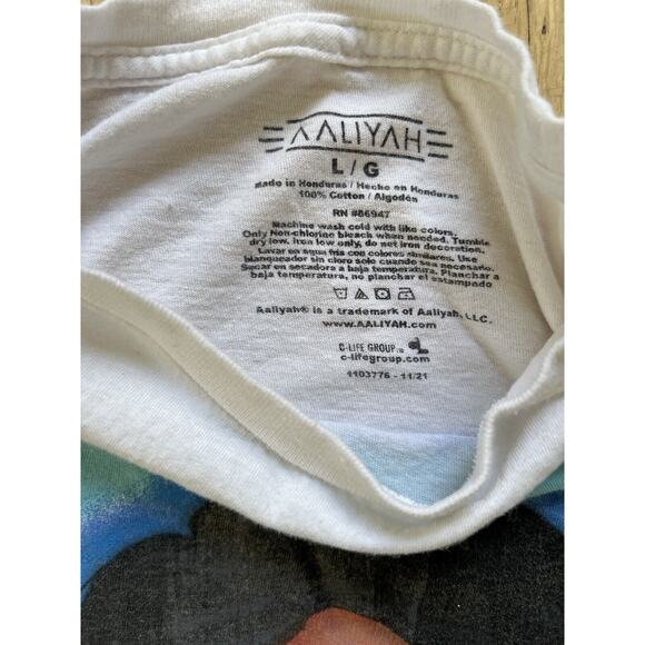 Aaliyah Concert T-Shirt Licensed Airbrush Print Women's Size Large White - Picture 2 of 6